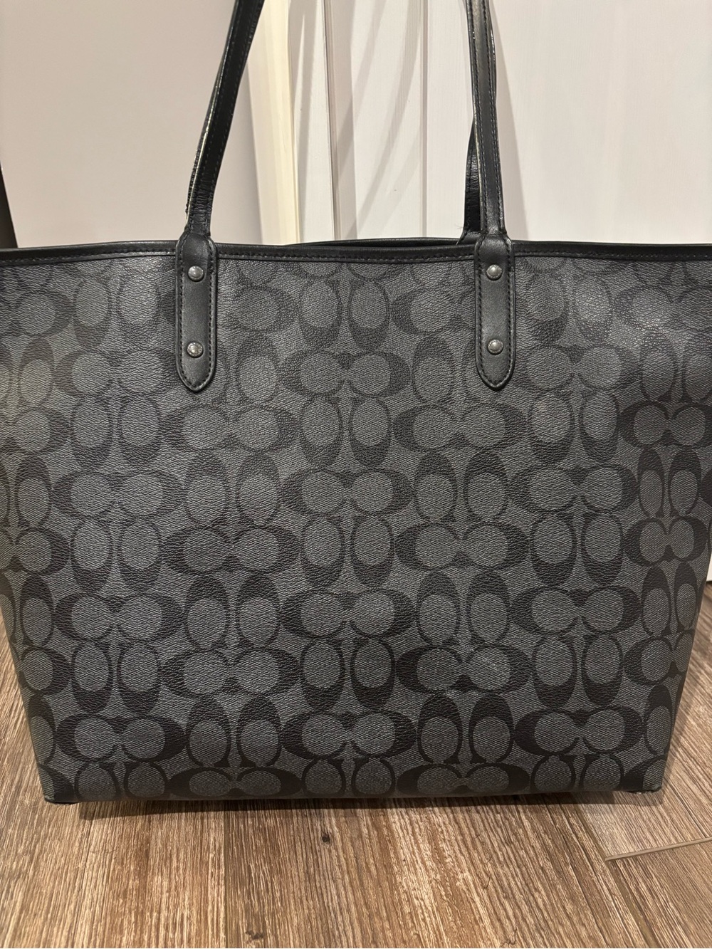 Coach Reversible City Tote in signature black and grey - Picture 4 of 6